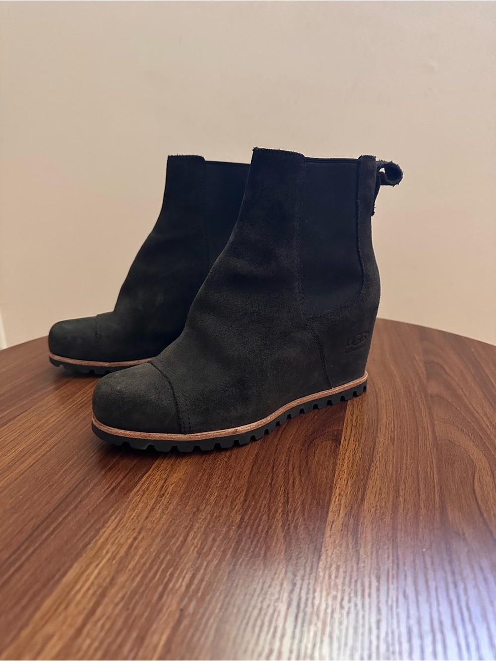 UGG Pax Waterproof Black Wedge Ankle Boots Sz 6.0